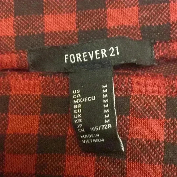 Women’s 2 piece gingham cropped top and flare pant set. Size M. - Picture 8 of 10